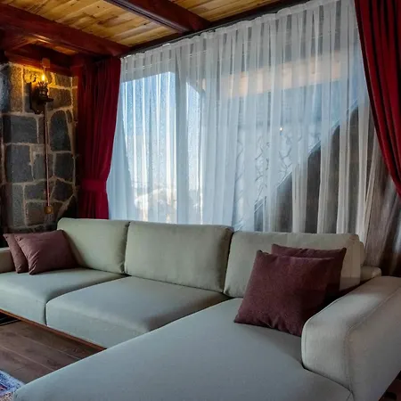 Amazena Hotel *