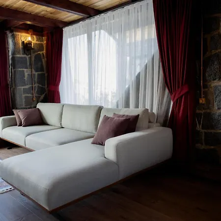 Hotel Amazena *